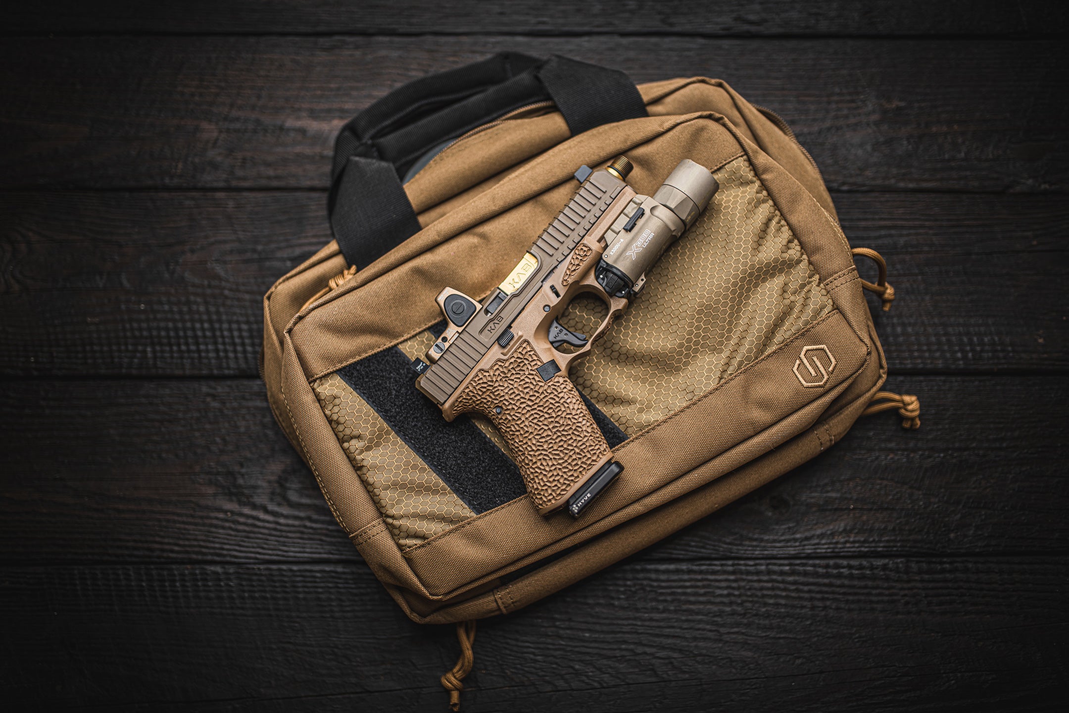 Specialist - Double Pistol Case – Savior Equipment Specialist - Double Pistol Case – Savior Equipment